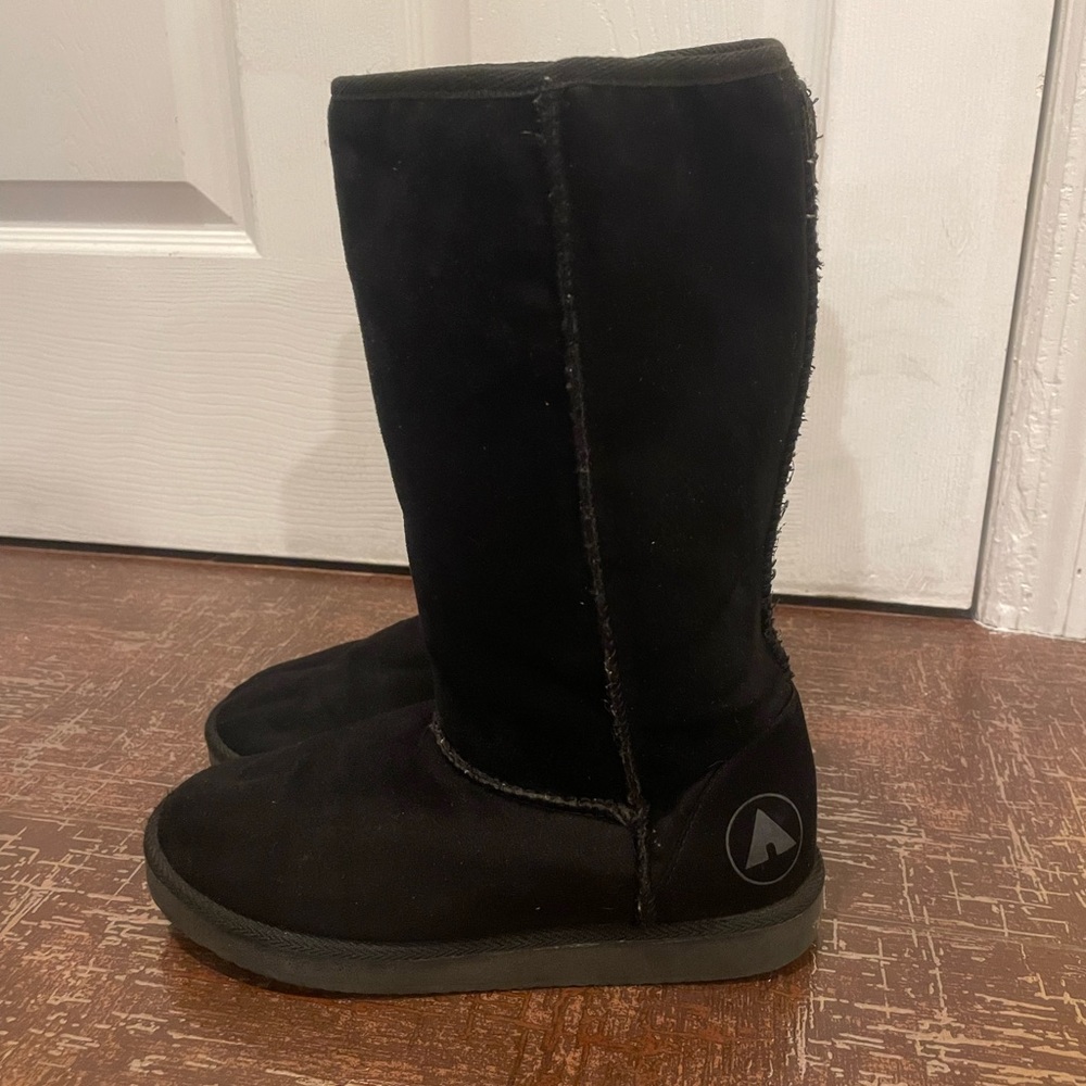 Winter Boots Size 8